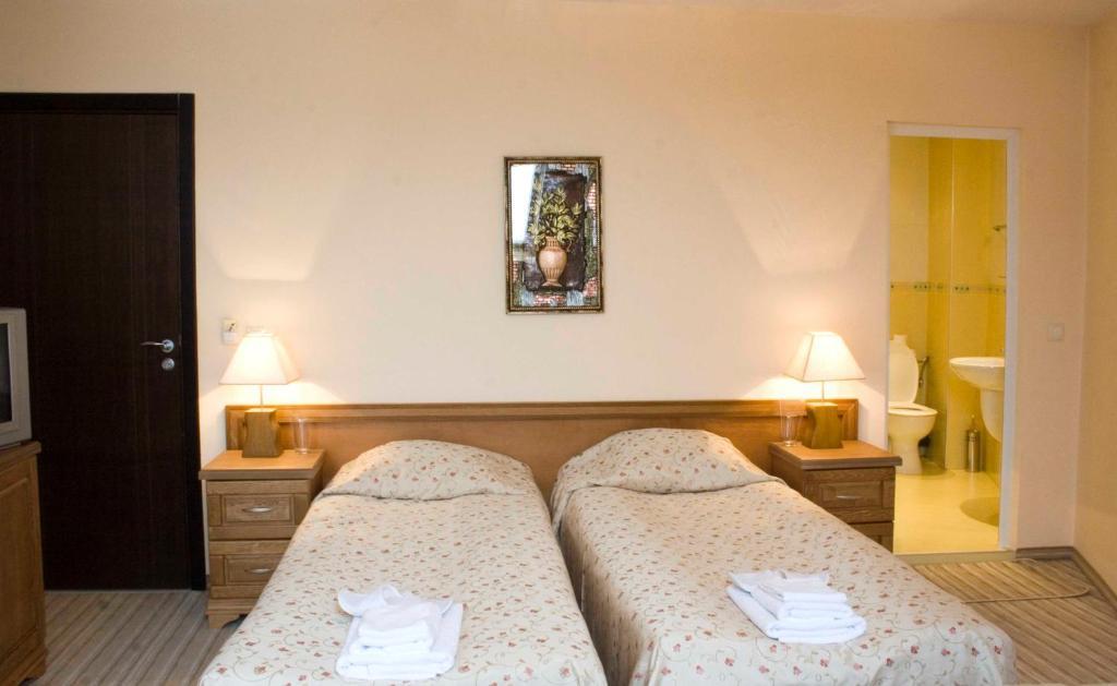 רזלוג Family Hotel Zora מראה חיצוני תמונה