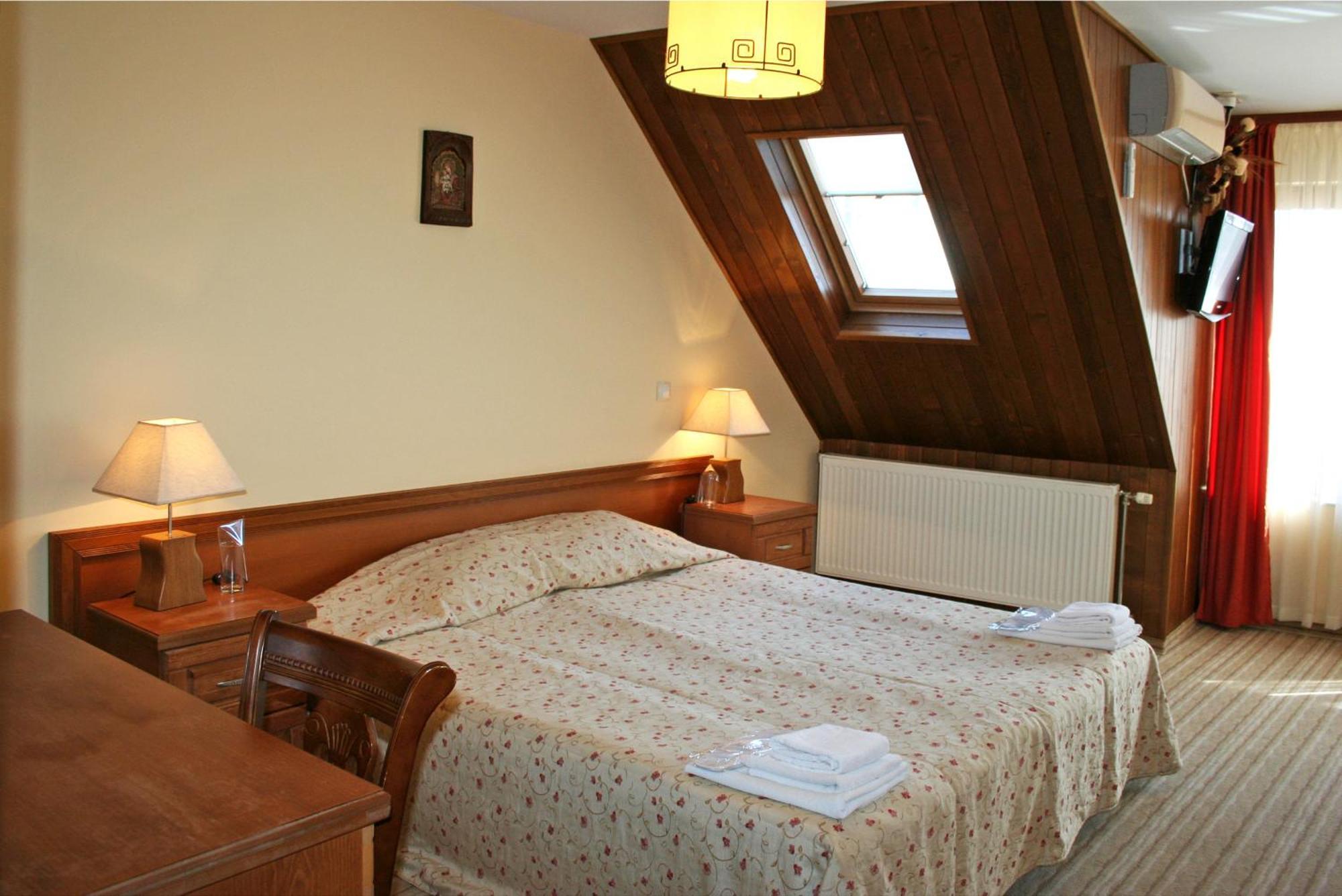 רזלוג Family Hotel Zora מראה חיצוני תמונה