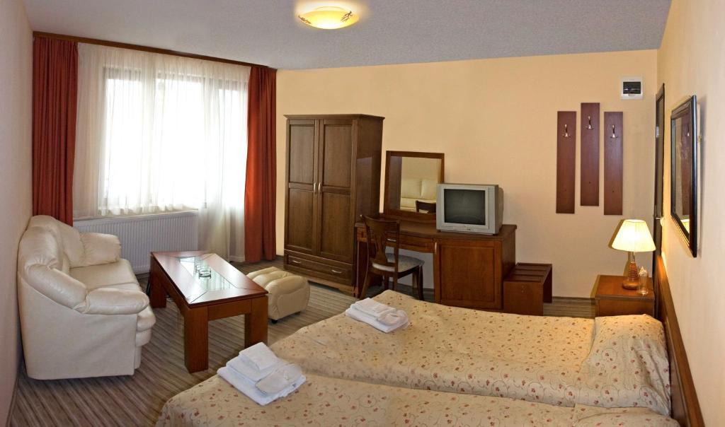 רזלוג Family Hotel Zora חדר תמונה